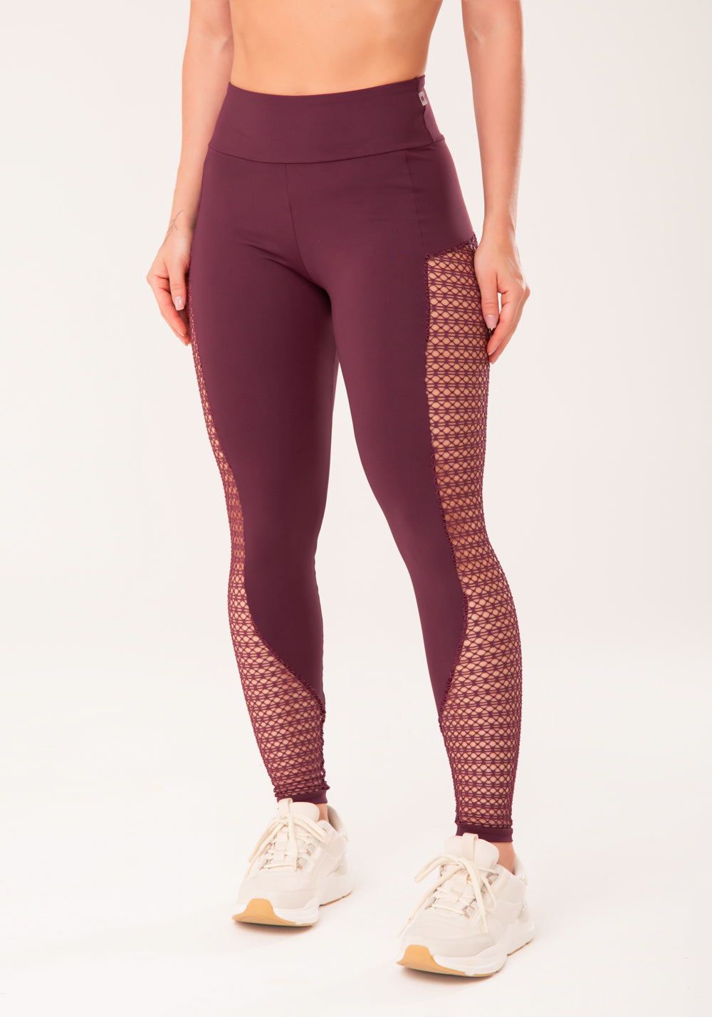 Legging Fitness Feminina Vinho Com Recortes Em Tela Harmony Dlk