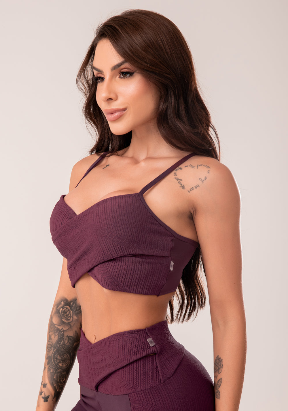 Top Fitness Feminino Vinho Texturizado Transpassado Harmony Dlk