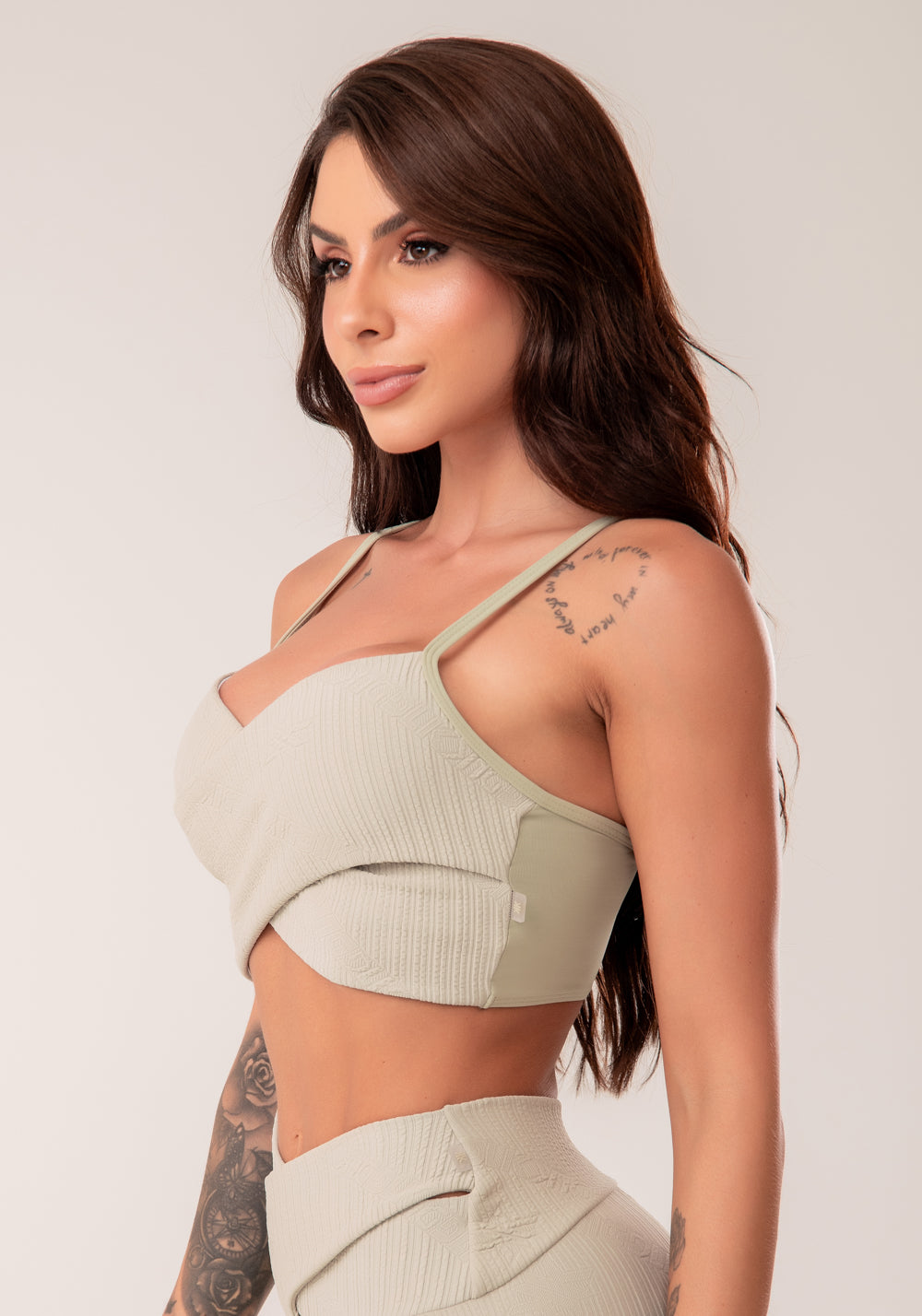 Top Fitness Feminino Oliva Texturizado Transpassado Harmony Dlk
