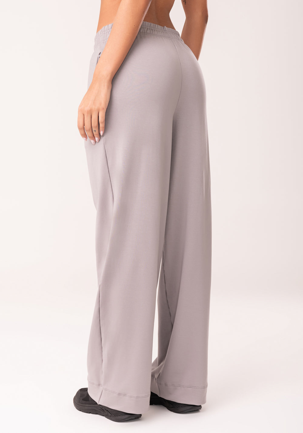Calça Moletinho Feminina Cinza Com Bolso Oasis Dlk