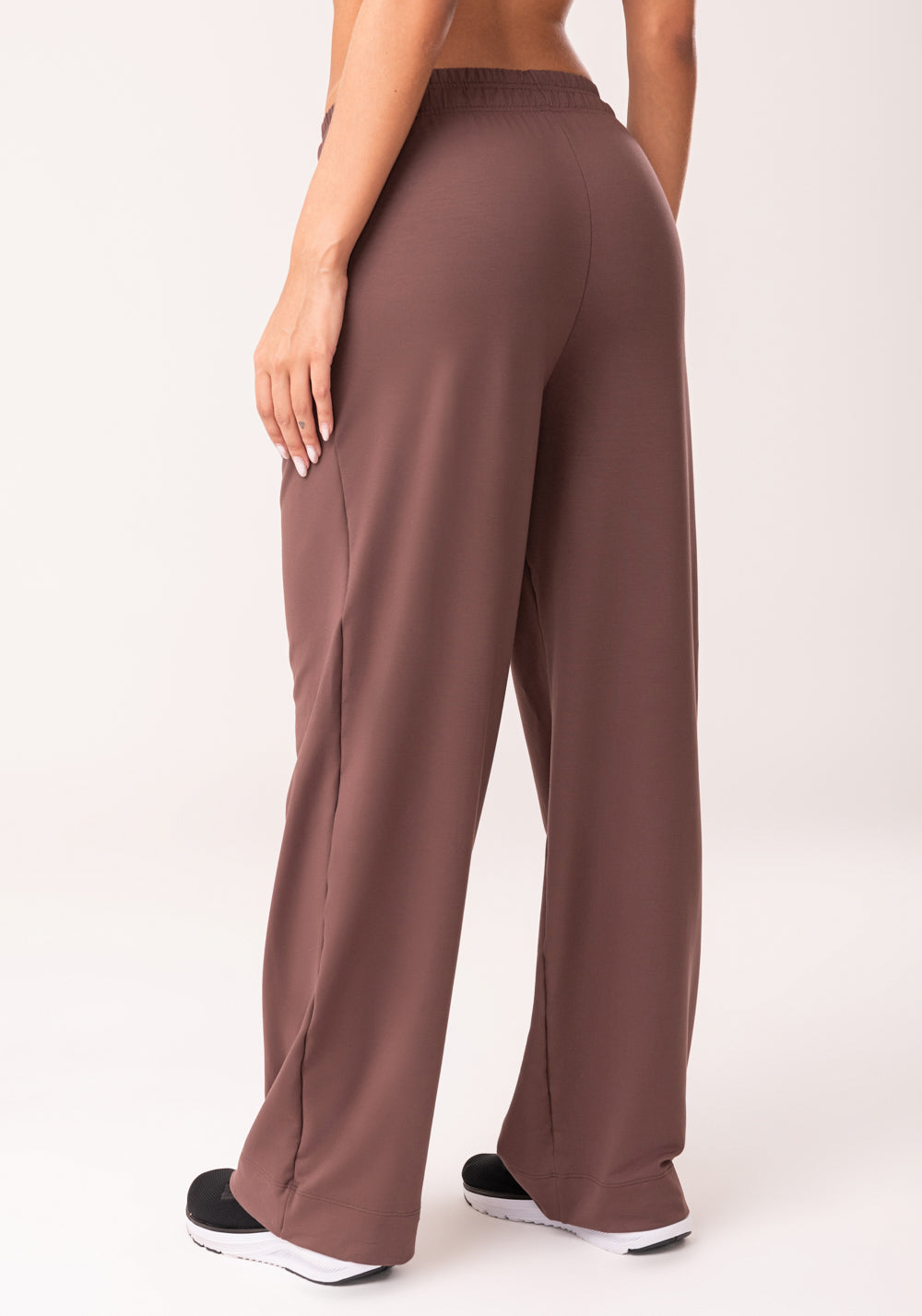 Calça Moletinho Feminina Marrom Com Bolso Oasis Dlk
