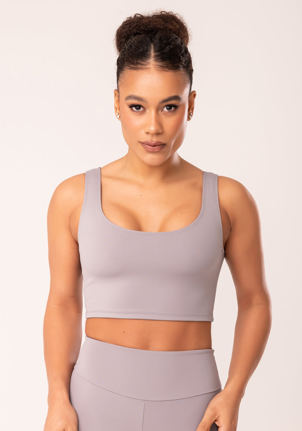Top Cropped Fitness Feminino Cinza Com Recortes Oasis Dlk