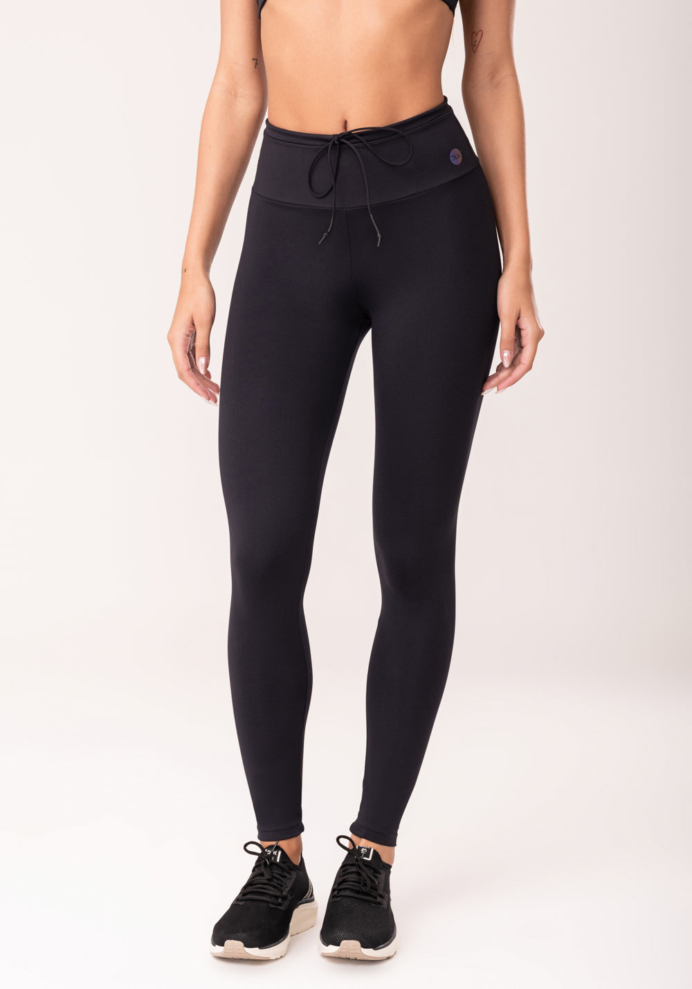 Legging Fitness Feminina Preto Com Cadarço Oasis Dlk