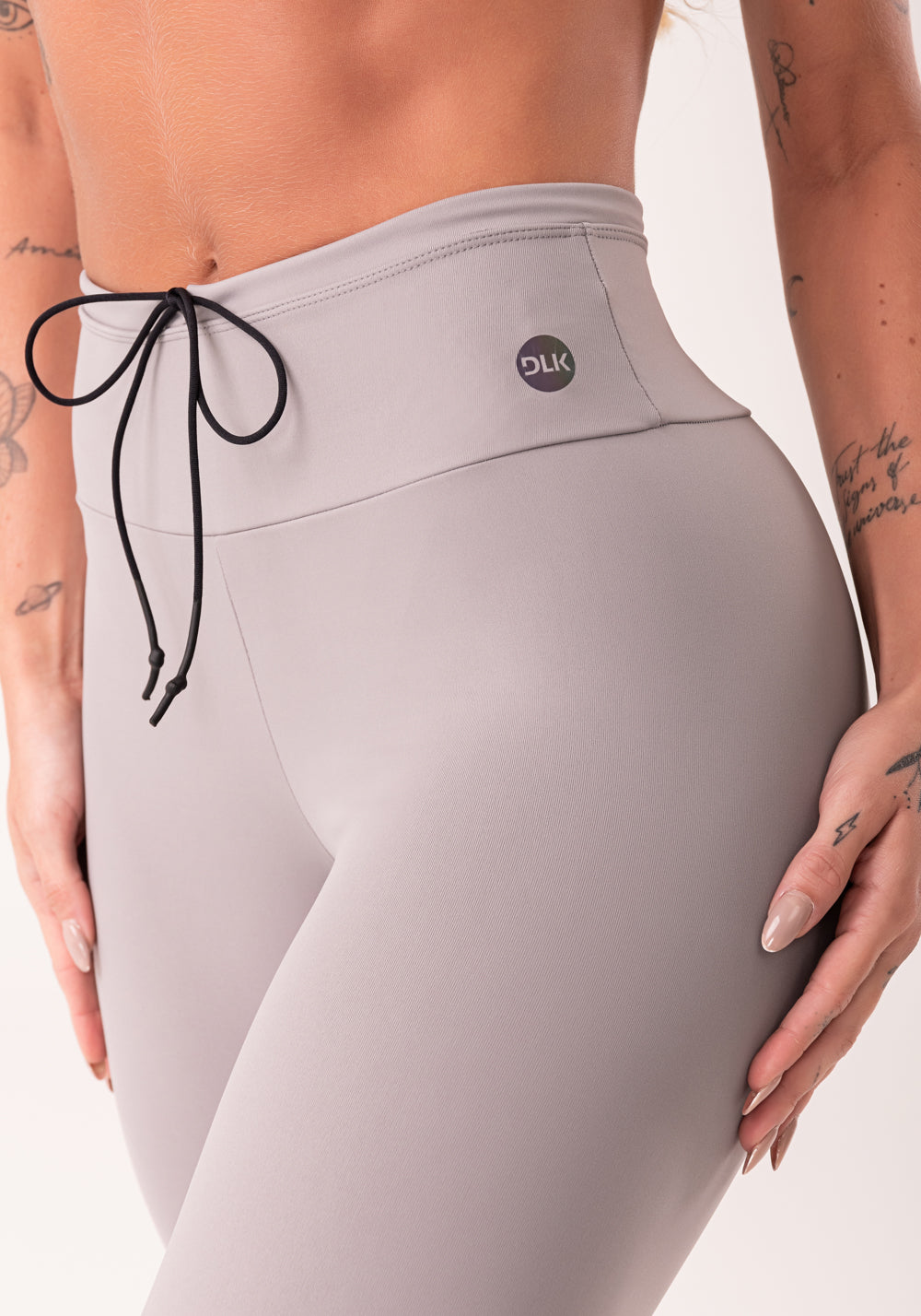 Legging Fitness Feminina Cinza Com Cadarço Oasis Dlk