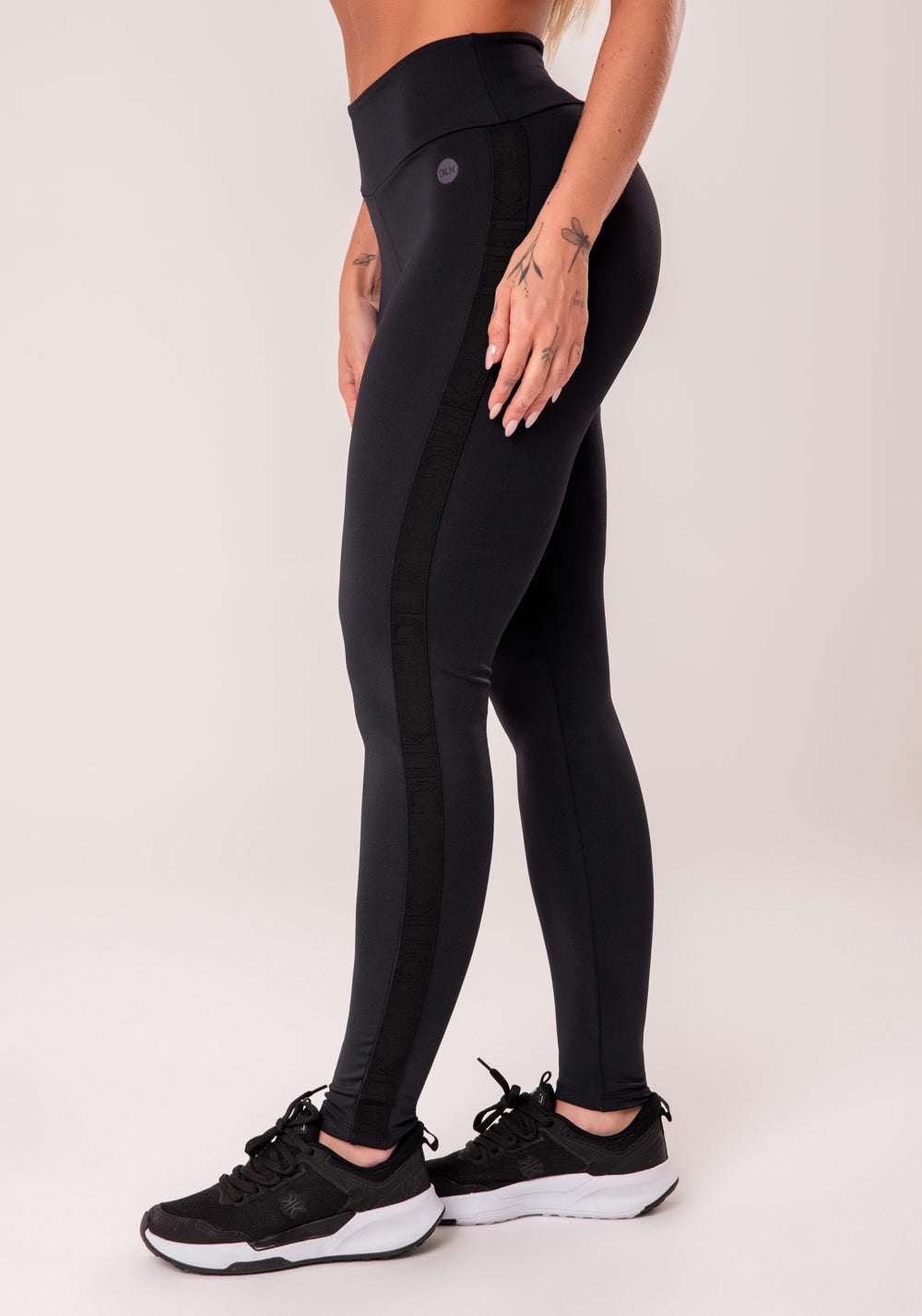 Legging Fitness Feminina Preto Com Elástico Lateral Oasis Dlk