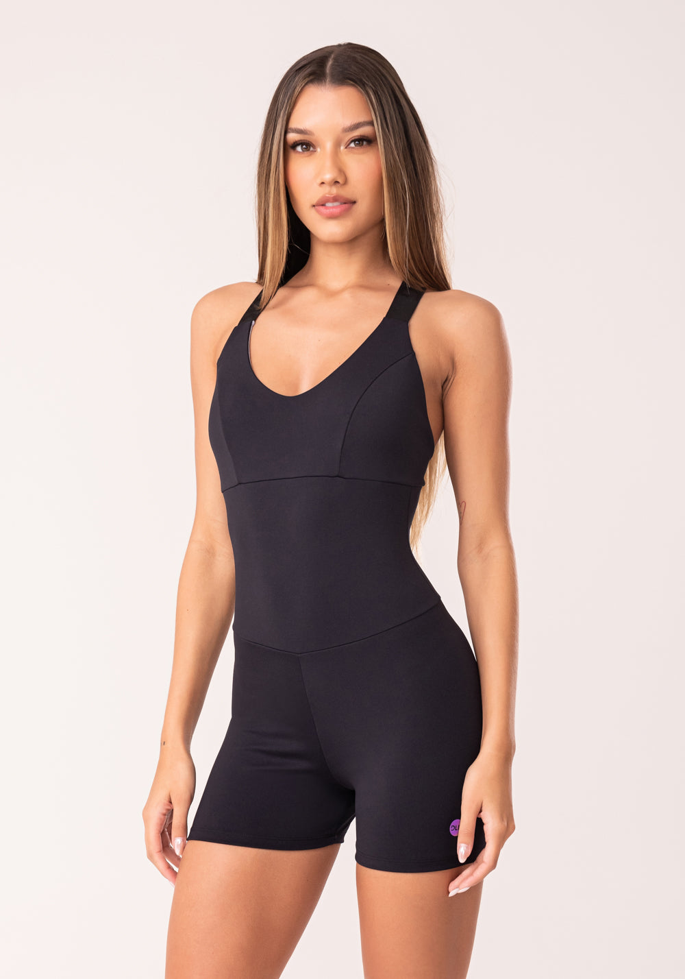 Macaquinho Fitness Feminino Preto Com Elástico Cruzado Oasis Dlk