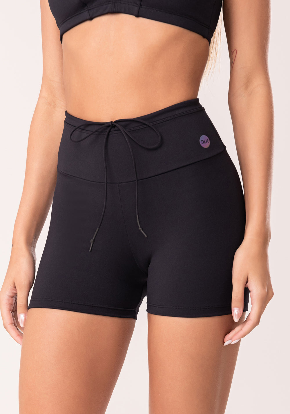 Short Fitness Feminino Preto Com Cadarço Oasis Dlk