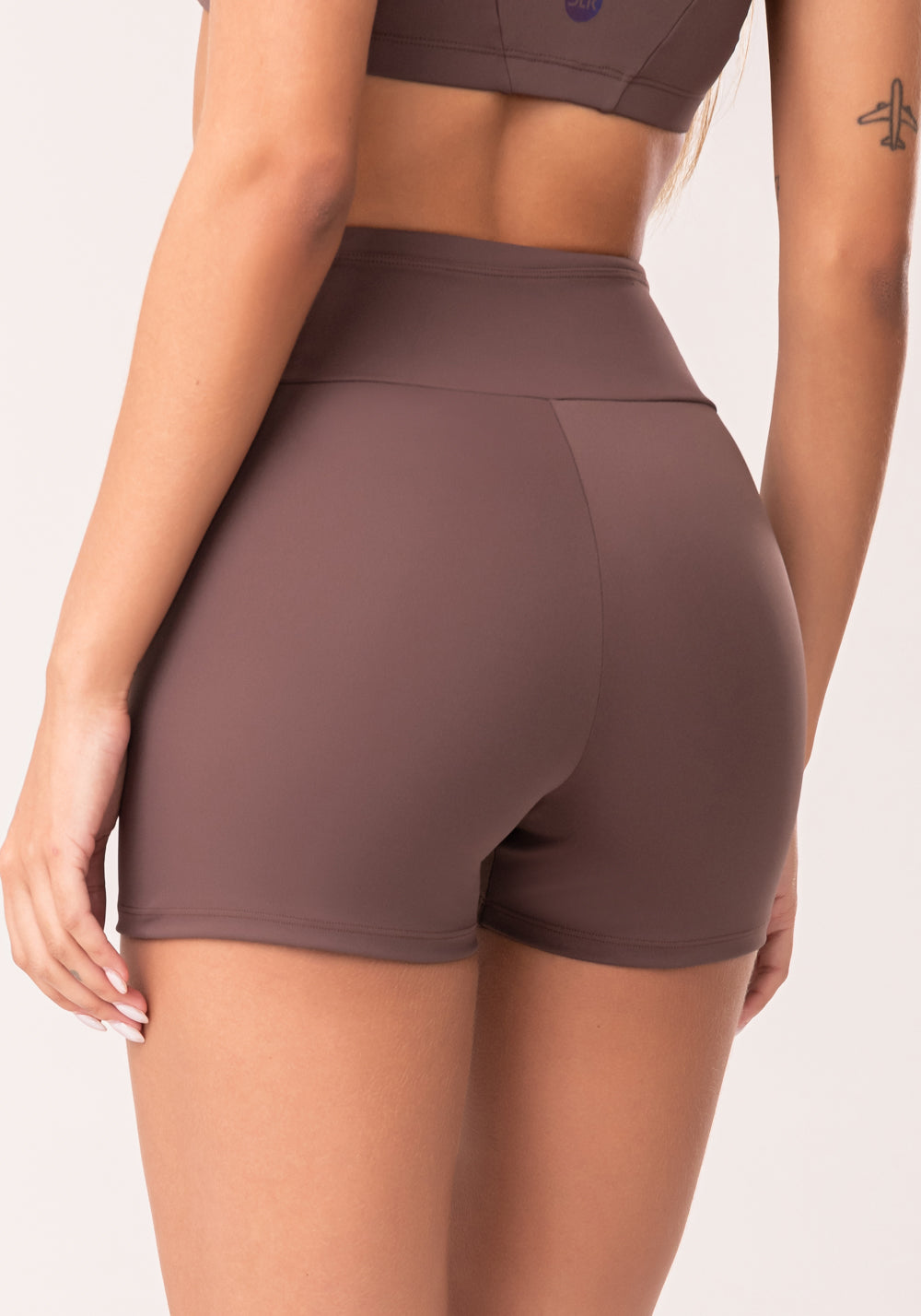 Short Fitness Feminino Marrom Com Cadarço Oasis Dlk