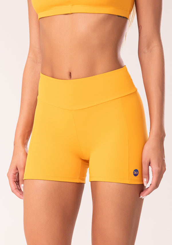 Short Fitness Feminino Amarelo Com Recortes Oasis Dlk