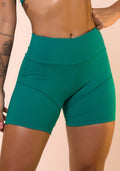 Short Verde Com Recortes Básico Dlk