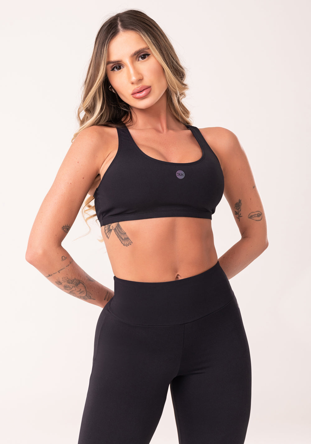 Top Fitness Feminino Preto Com Bojo E Alças Reguláveis Oasis Dlk
