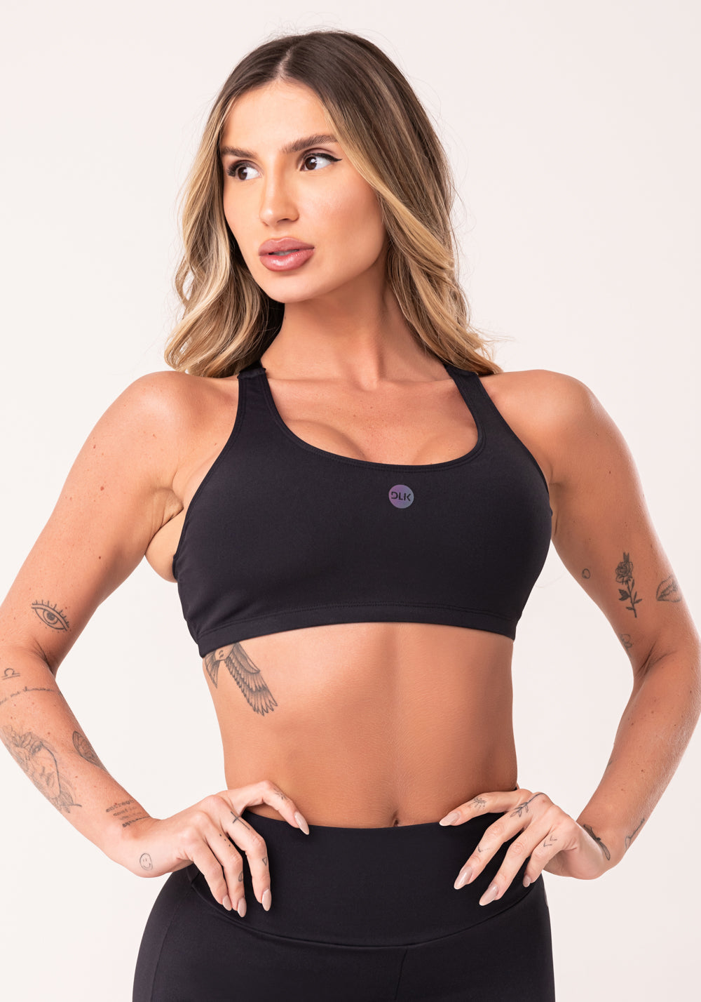Top Fitness Feminino Preto Com Bojo E Alças Reguláveis Oasis Dlk