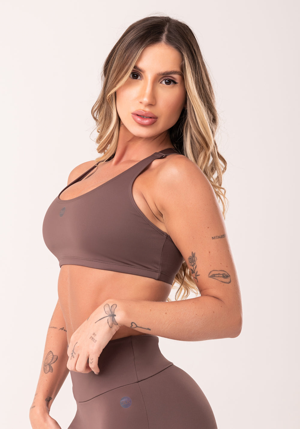 Top Fitness Feminino Marrom Com Bojo E Alças Reguláveis Oasis Dlk