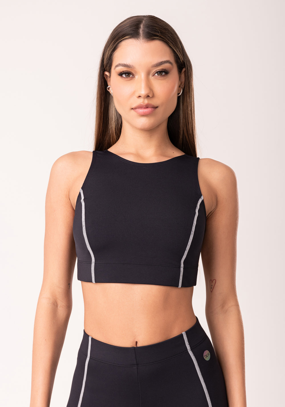 Top Fitness Feminino Preto Com Pesponto Oasis Dlk