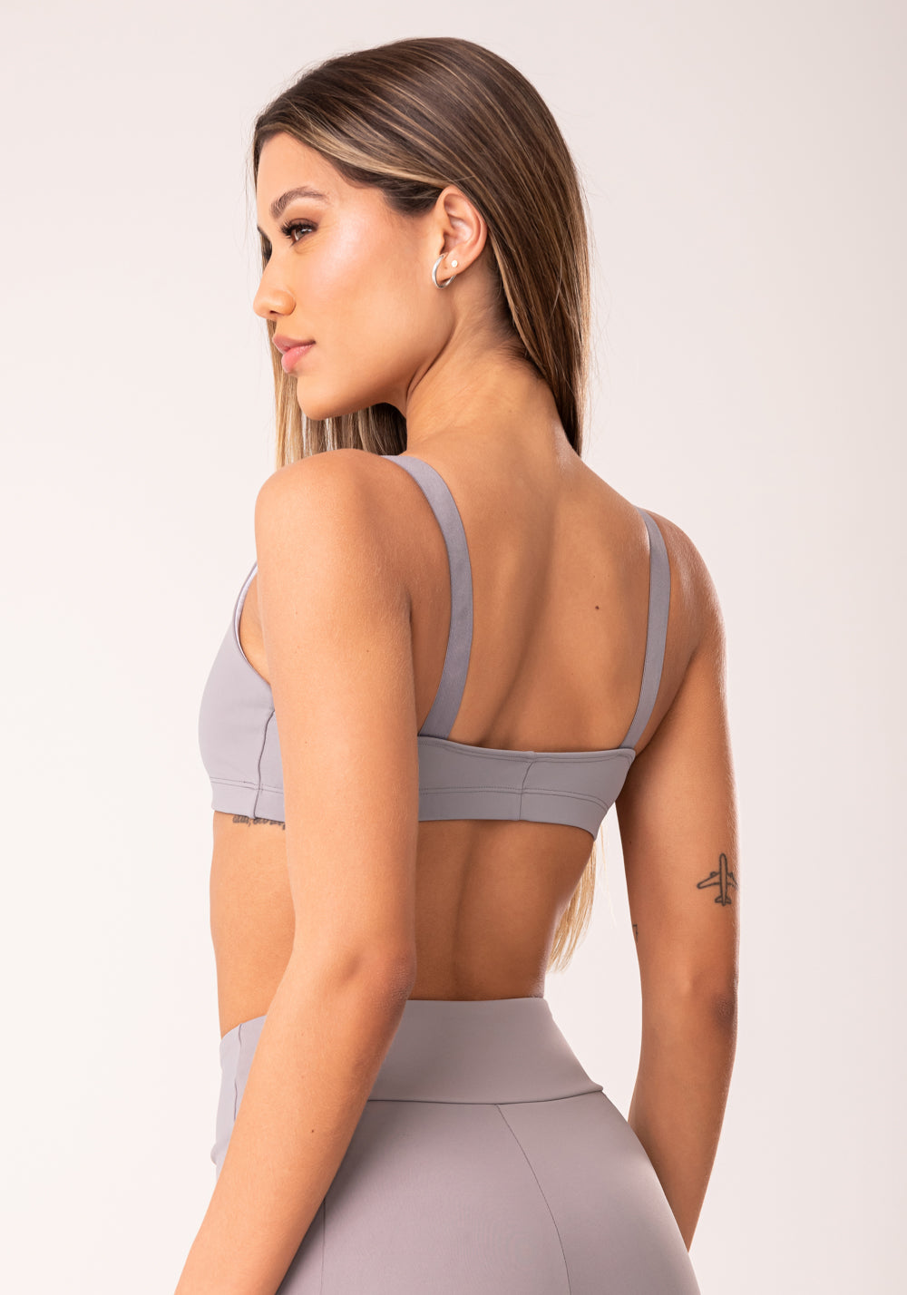 Top Fitness Feminino Cinza Com Alças De Elástico Oasis Dlk