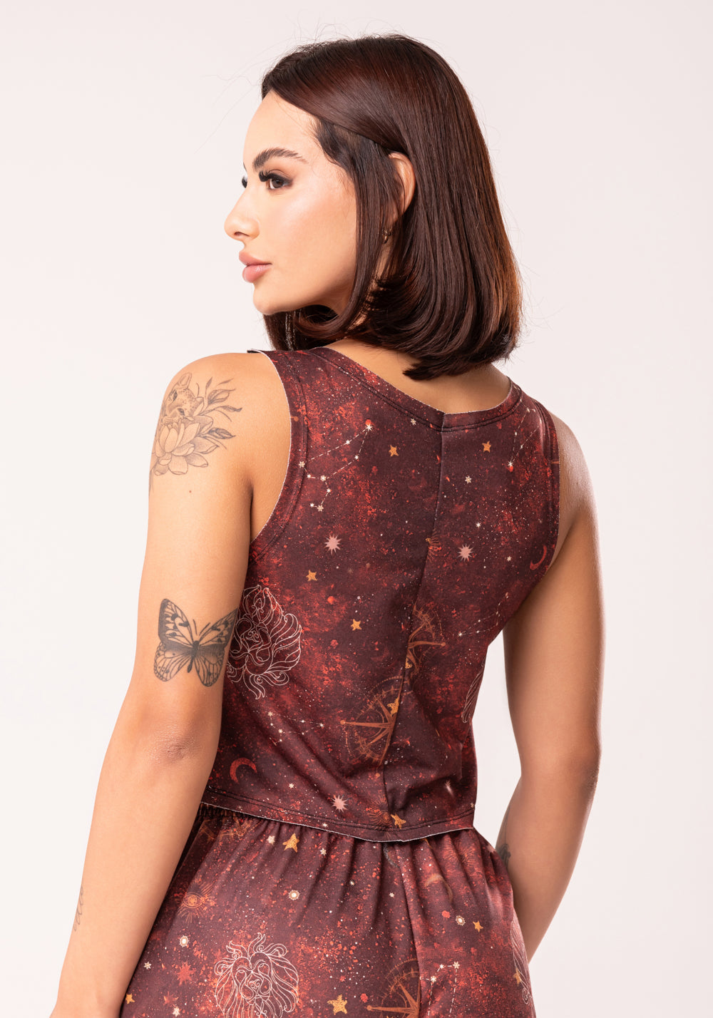 Cropped Feminino Moletinho Estampado Signo Leão Dlk