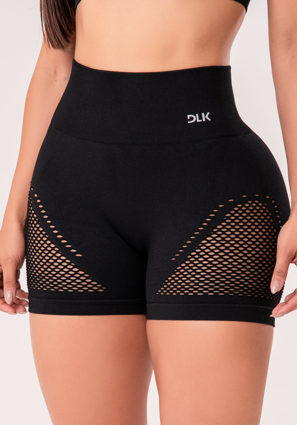 Short Fitness Feminino Preto Com Tela E Modela Bumbum Seamless+ Dlk