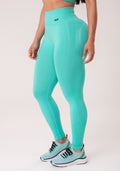 Legging Fitness Feminina Verde Água Com Detalhe Texturizado E Modela Bumbum Seamless+ Dlk