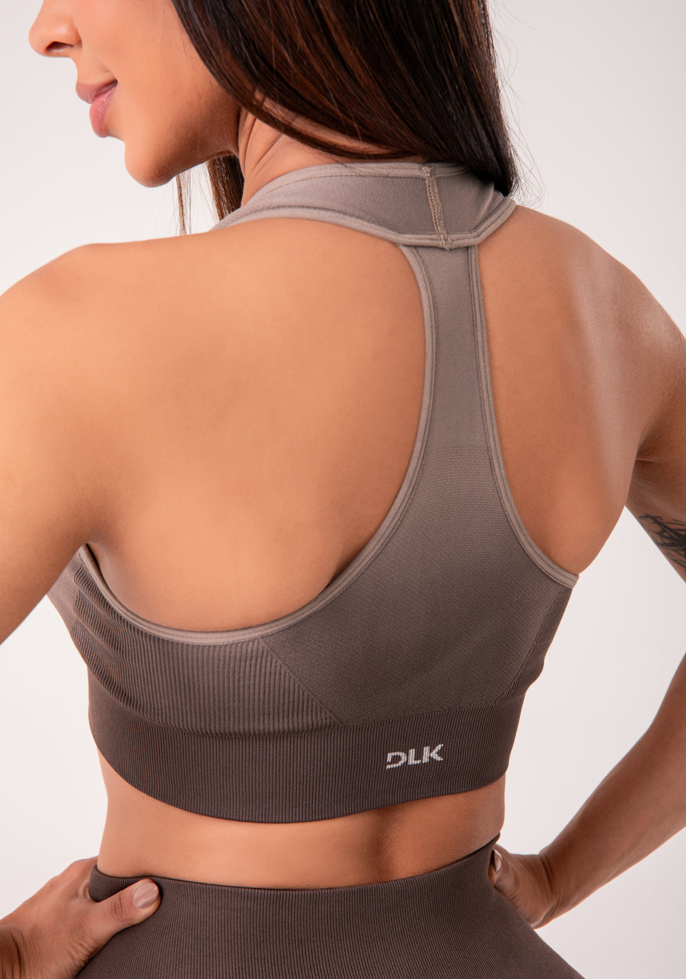 Top Fitness Feminino Nadador Marrom Degradê Com Bojo Seamless+ Dlk
