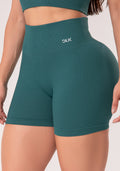 Short Fitness Feminino Verde Escuro Canelado Modela Bumbum Seamless+ Dlk