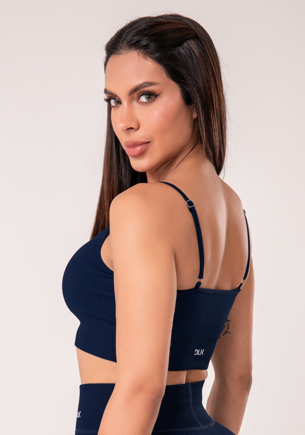 Top Fitness Feminino Azul Marinho Canelado Com Bojo E Alças Reguláveis Seamless+ Dlk