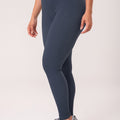 Legging Fitness Feminina Cinza Chumbo Canelada Com Cós Alto Seamless+ Dlk