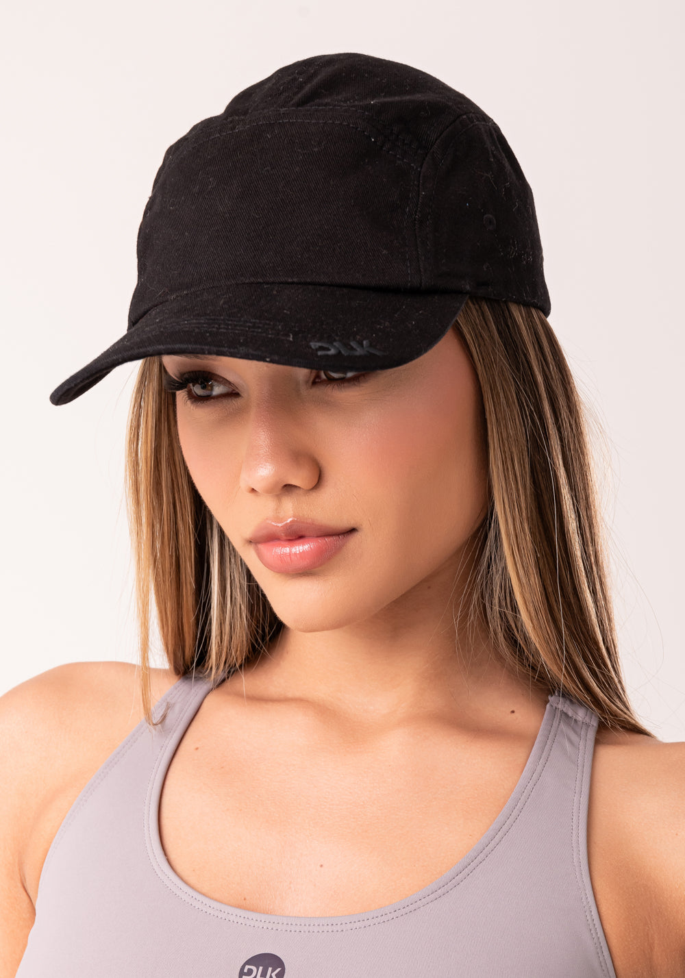Boné Bordado Preto Dlk