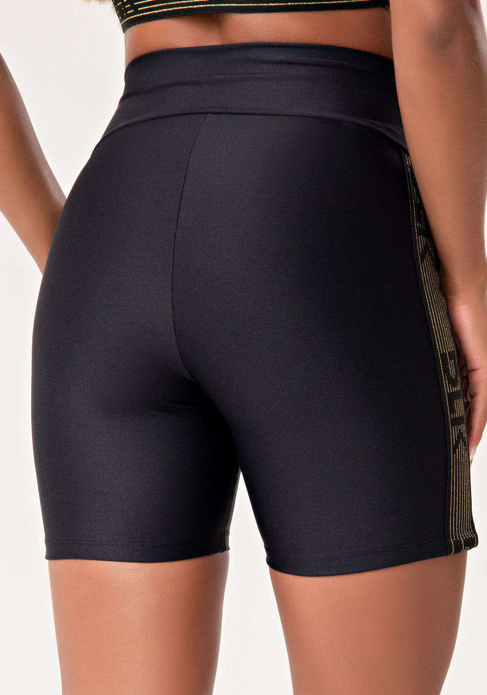 Bermuda Fitness Feminina Preto Com Elástico Lateral Lurex Lush Dlk