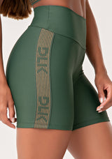 Bermuda Fitness Feminina Verde Com Elástico Lateral Lurex Lush Dlk