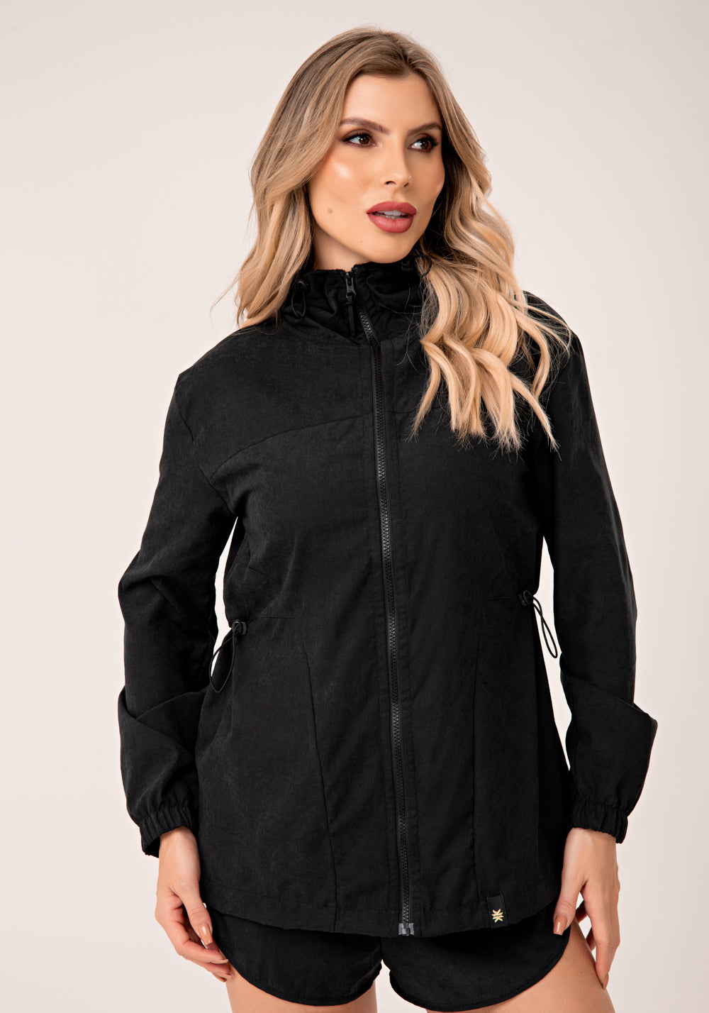 Parka Feminina Preto Com Capuz Lush Dlk