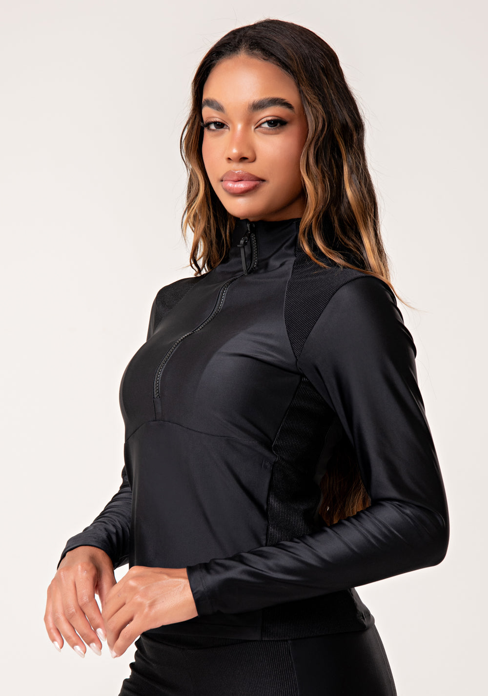 Casaco Feminino Preto Gola Alta E Detalhe Canelado Lush Dlk