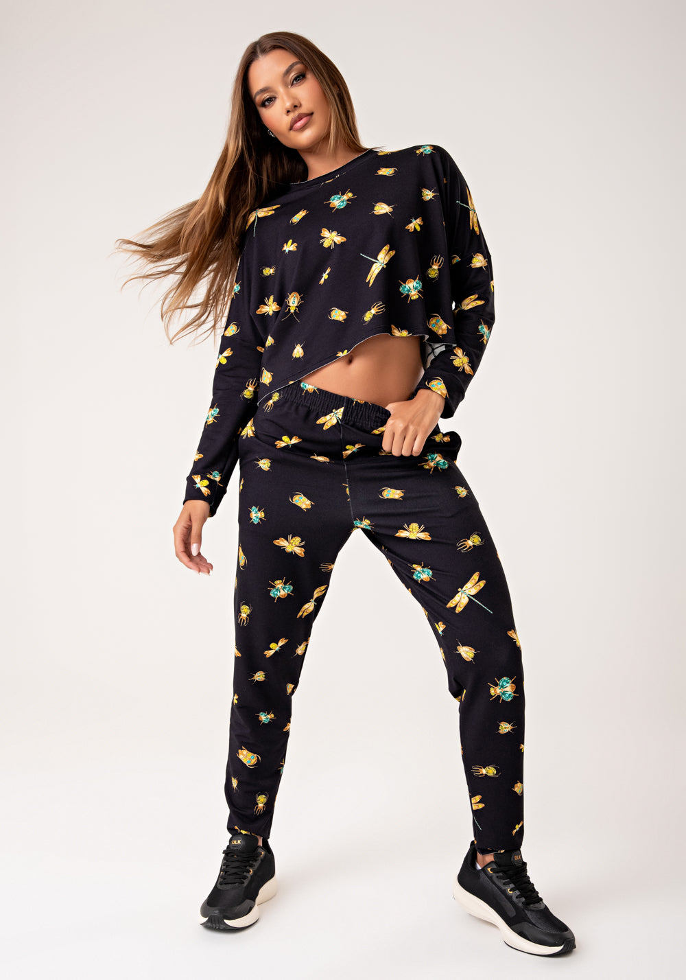 Calça Feminina Moletinho Estampado Insetos Lush Dlk