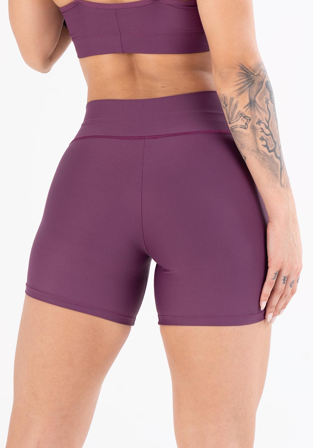 Short Vinho Básico Dlk