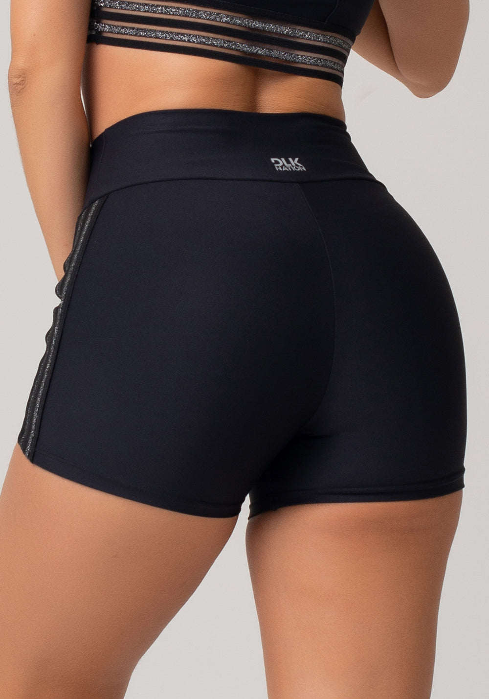 Short Fitness Feminino Preto Com Elástico Em Lurex Nation Dlk