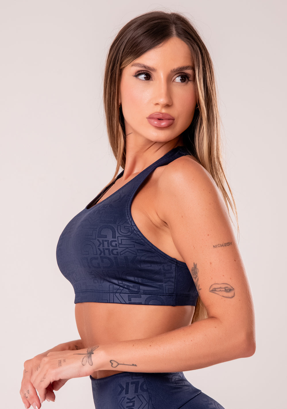 Top Fitness Feminino Nadador Azul Marinho Logomania Reflections Dlk