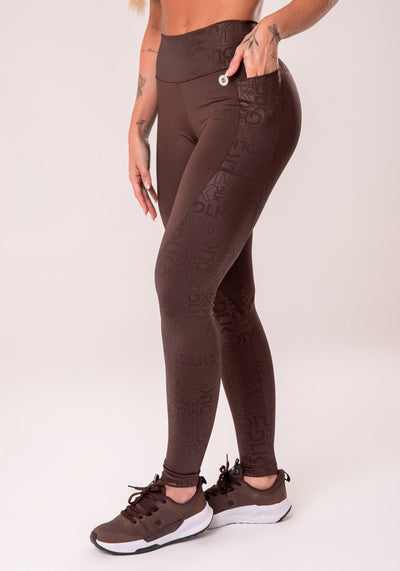 Legging Fitness Feminina Marrom Com Bolsos Logomania Reflections Dlk