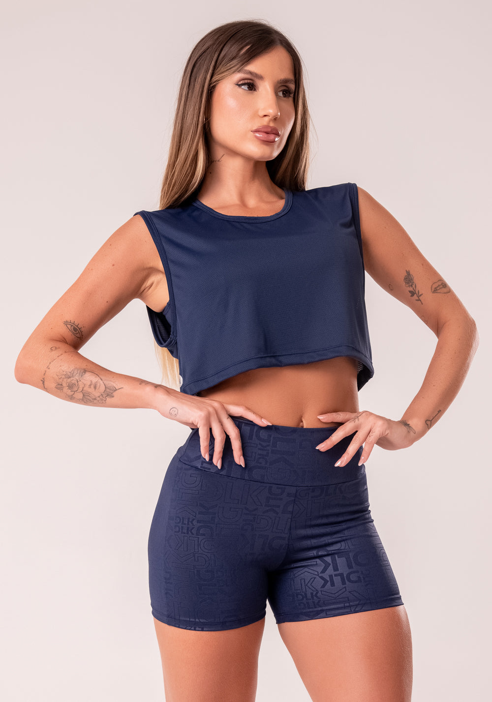 Cropped Mullet Feminino Azul Marinho Com Maxi Cava Reflections Dlk