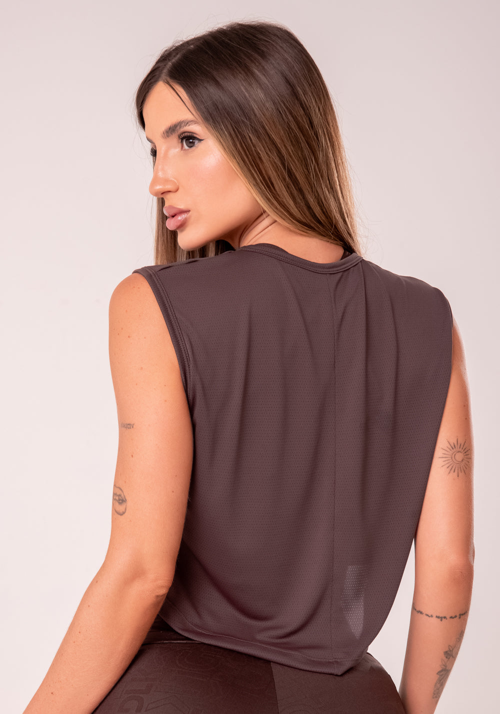 Cropped Mullet Feminino Marrom Com Maxi Cava Reflections Dlk