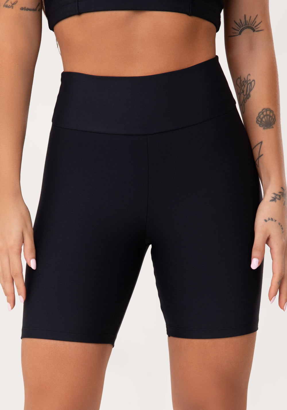 Bermuda Fitness Feminina Preto Aura Dlk