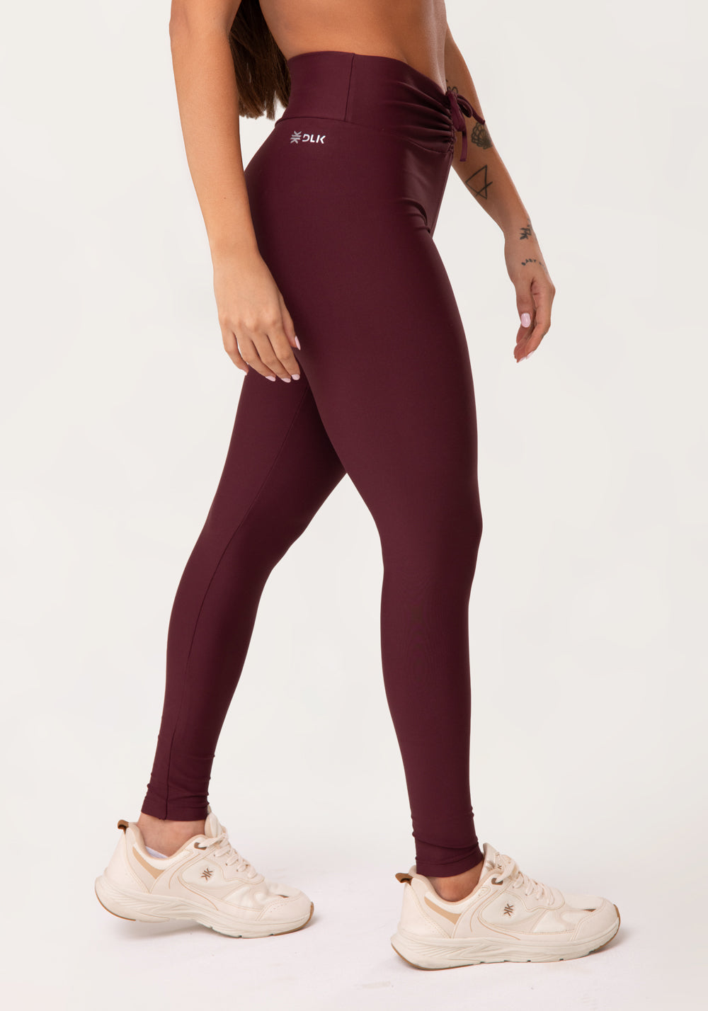 Legging Fitness Feminina Vinho Com Franzido E Amarração Aura Dlk