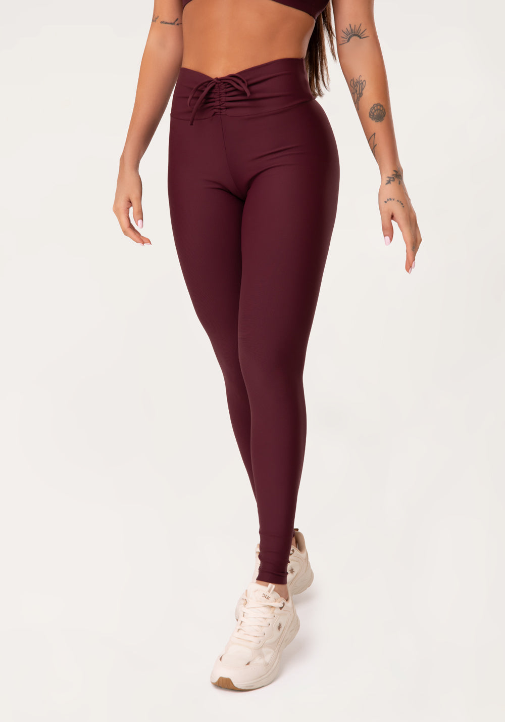 Legging Fitness Feminina Vinho Com Franzido E Amarração Aura Dlk