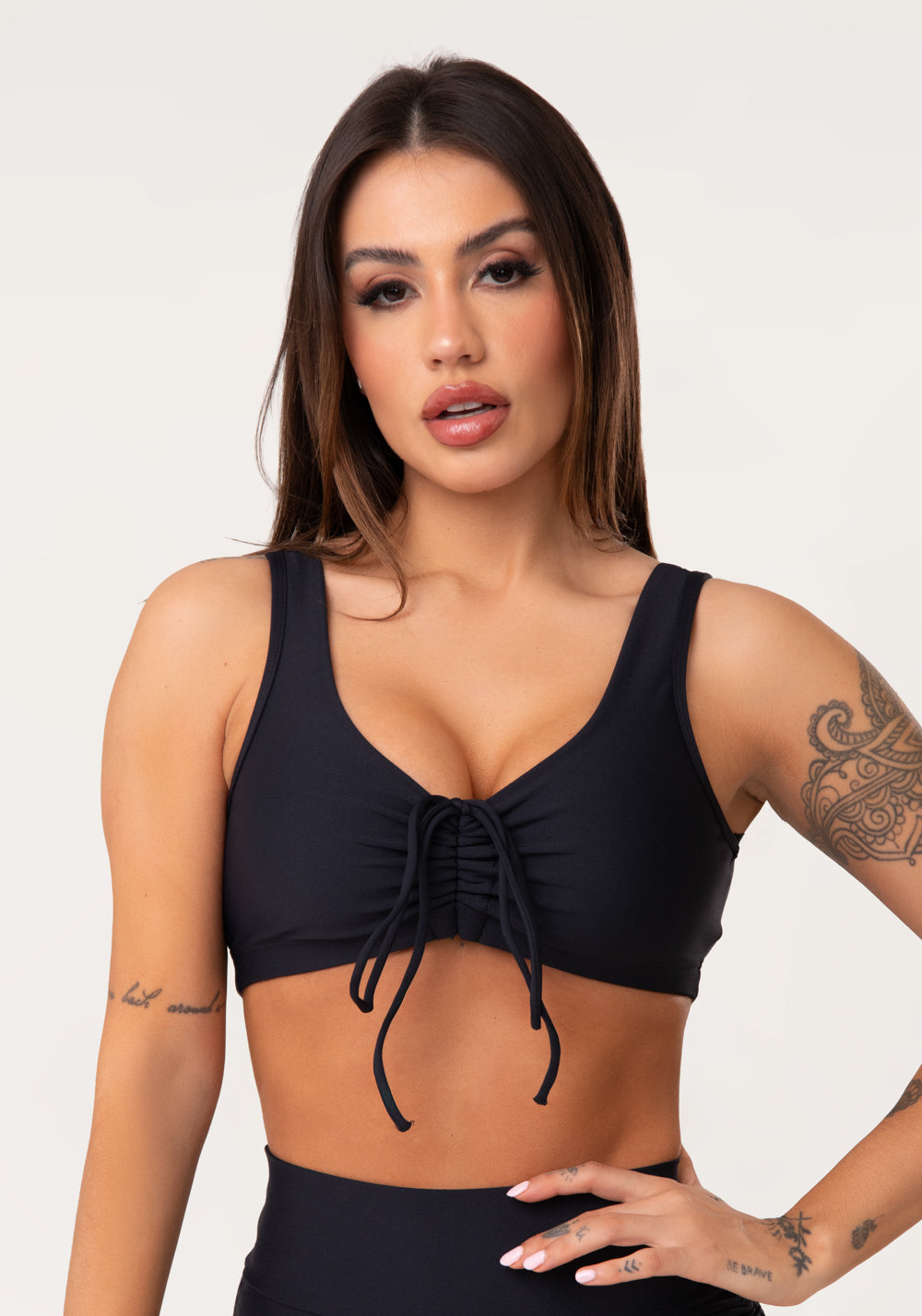 Top Fitness Feminino Preto Com Franzido E Amarração Aura Dlk