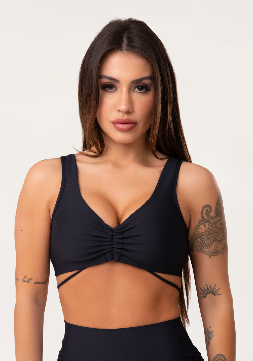 Top Fitness Feminino Preto Com Franzido E Amarração Aura Dlk