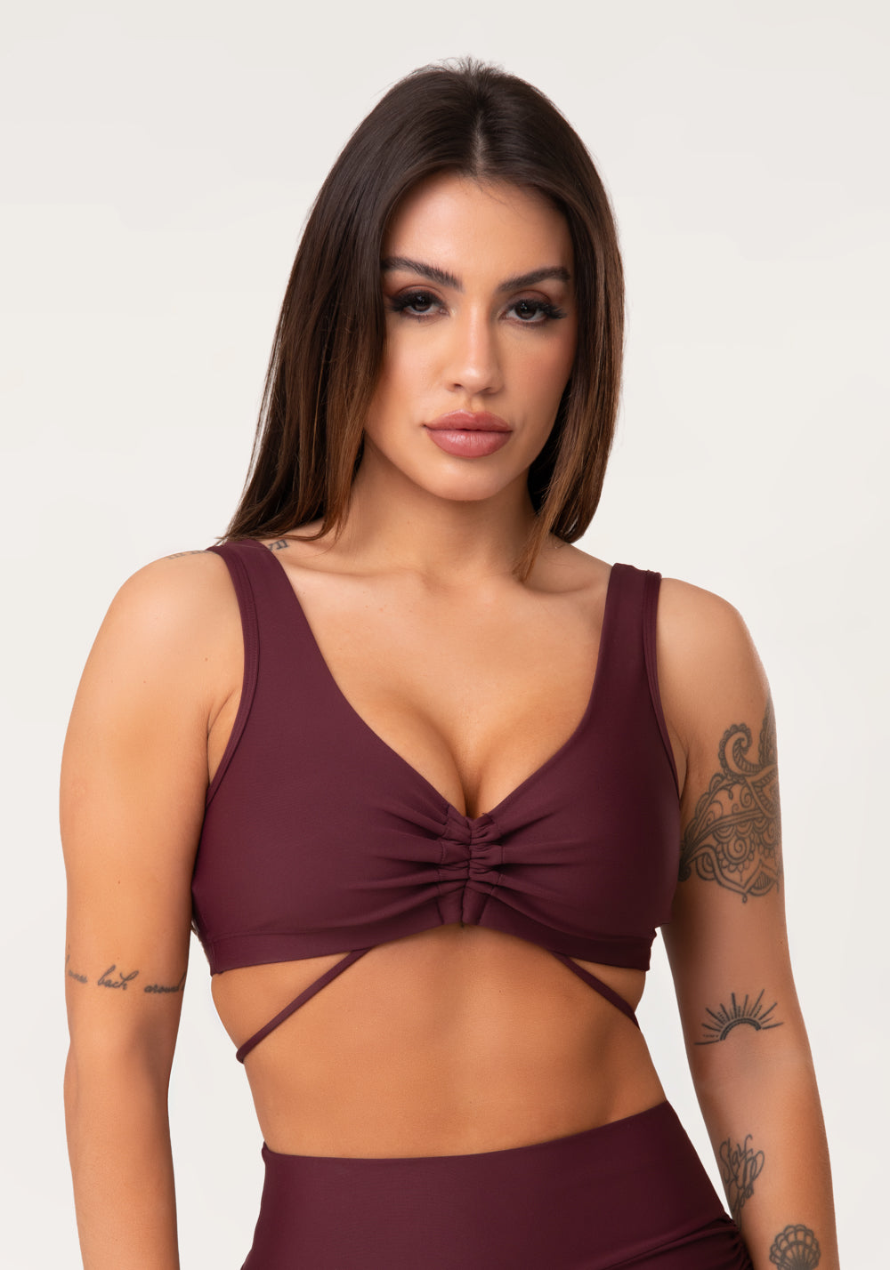 Top Fitness Feminino Vinho Com Franzido E Amarração Aura Dlk