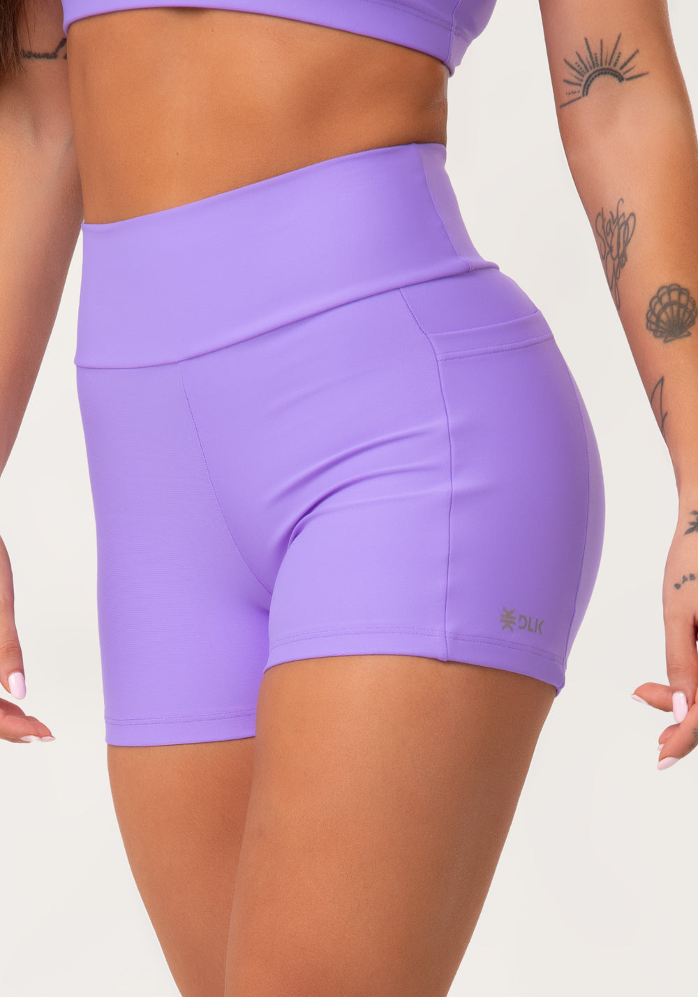 Short Fitness Feminino Lavanda Com Bolsos Aura Dlk