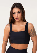 Top Fitness Feminino Preto Decote Reto Com Recortes Aura Dlk
