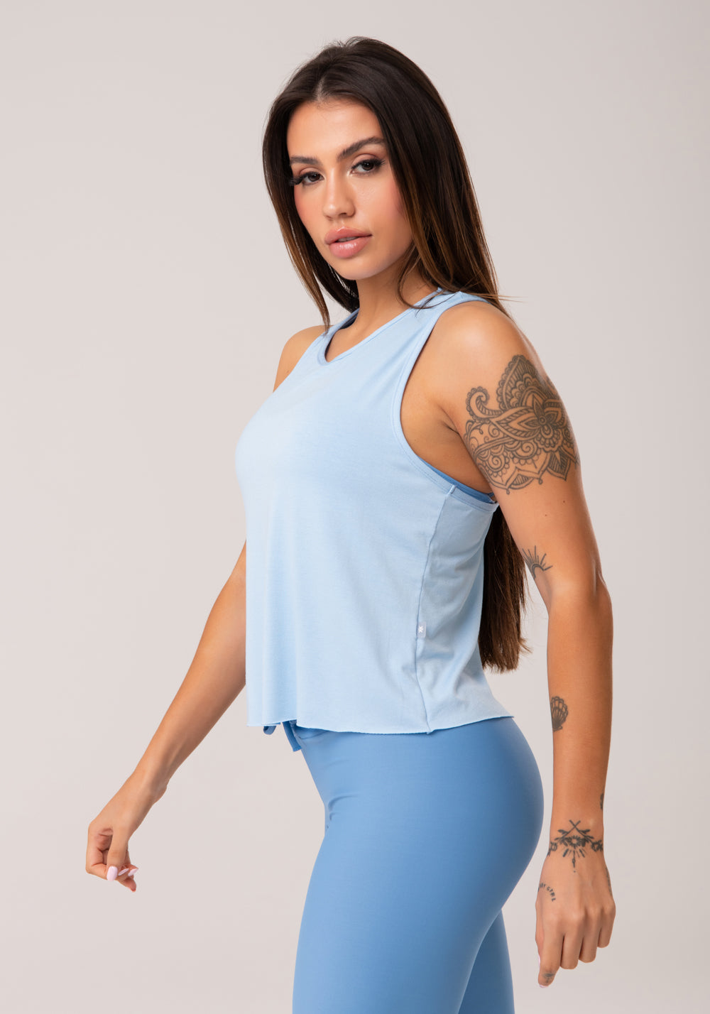 Cropped Feminino Azul Claro Aura Dlk