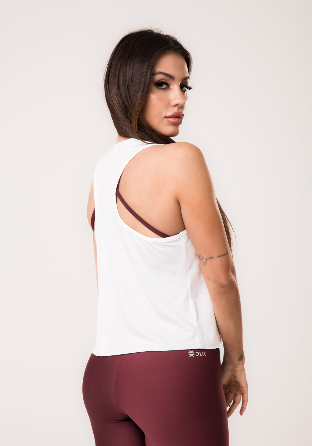Cropped Feminino Off White Aura Dlk
