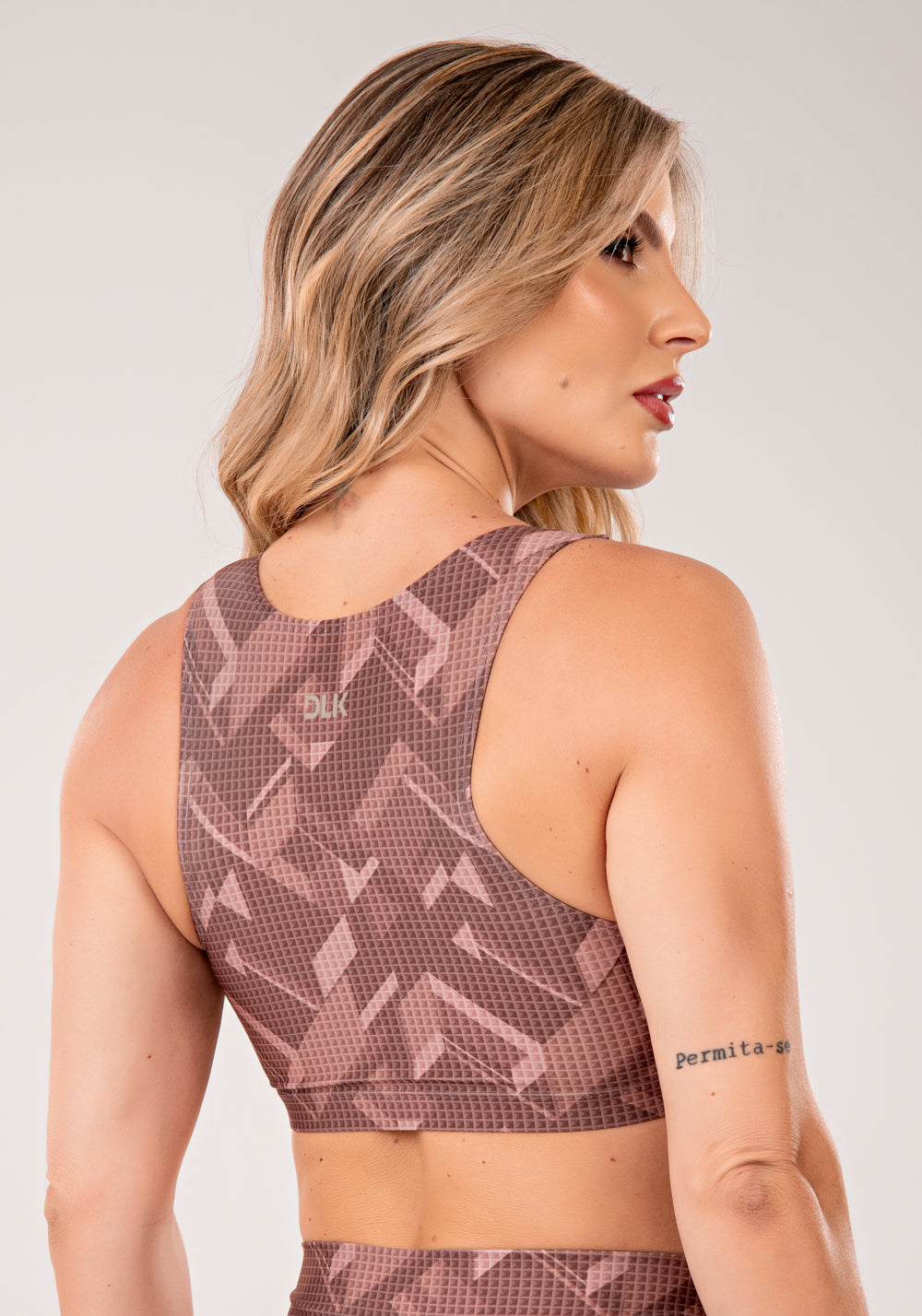 Top Fitness Feminino Estampado Brave Marrom Printed Mousse Dlk