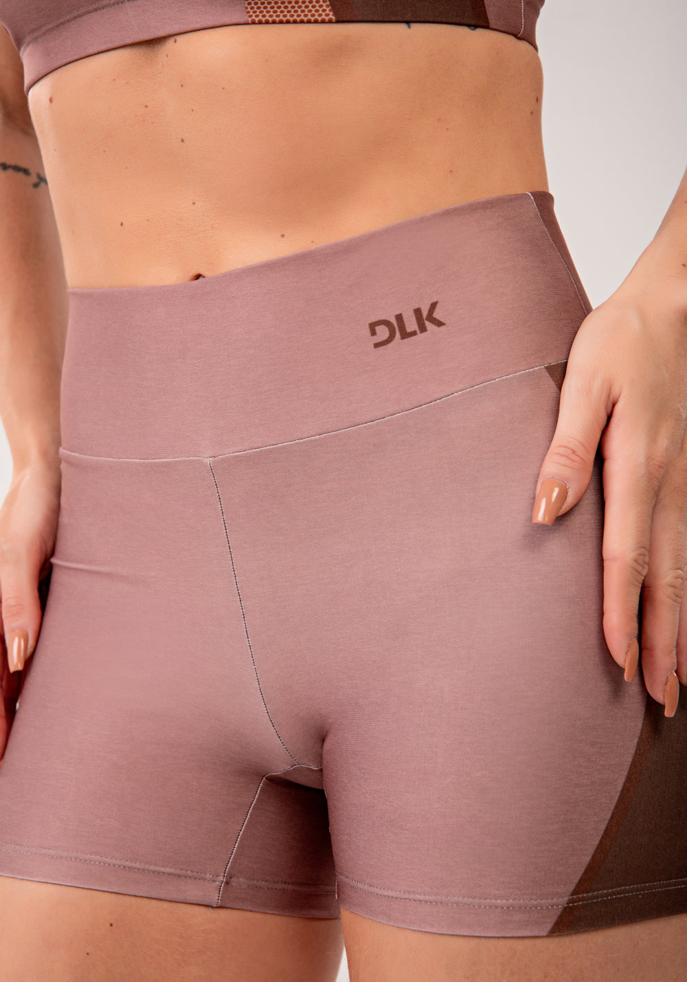 Short Fitness Feminino Estampado Belive Marrom Printed Mousse Dlk